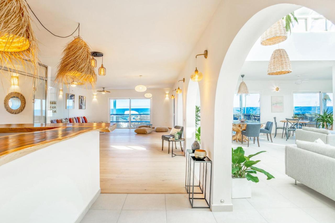 Boutique Beach Villa By Lanzarote Retreats - Private Pool - 1 Min Walk To Sea Pool Charco del Palo Eksteriør billede