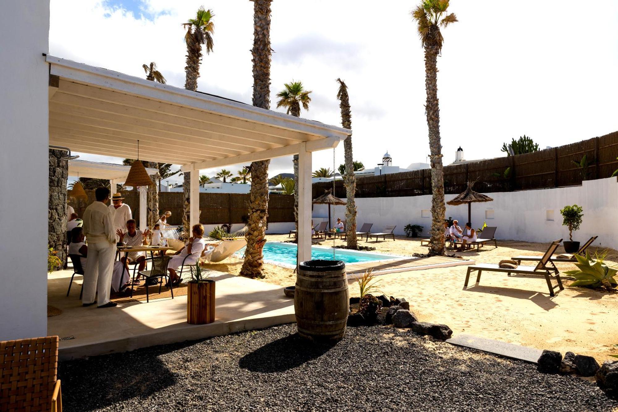 Boutique Beach Villa By Lanzarote Retreats - Private Pool - 1 Min Walk To Sea Pool Charco del Palo Eksteriør billede